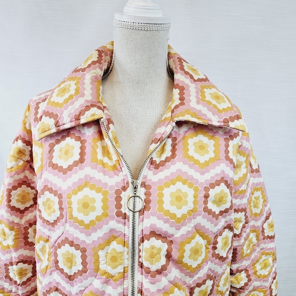 Show Me Your Mumu Powder Puffed Jacket size Small - Picture 7 of 14